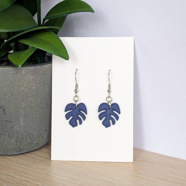 Blaadjes donkerblauw