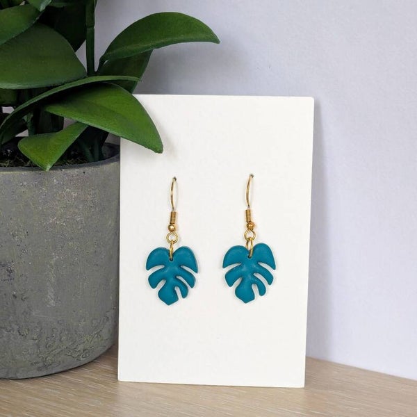 Blaadjes dennengroen hangertjes