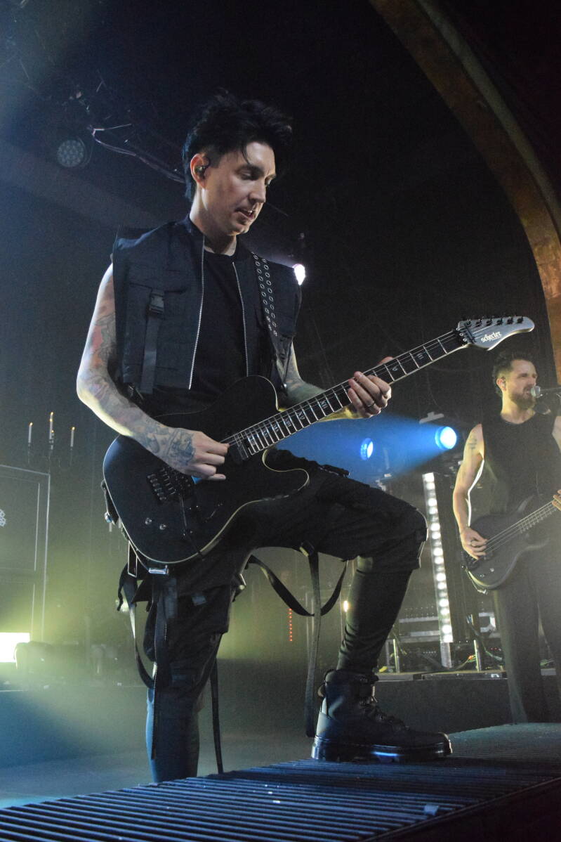 blackveilbrides-phx-082726-theshowwithdc-23-standard.jpg