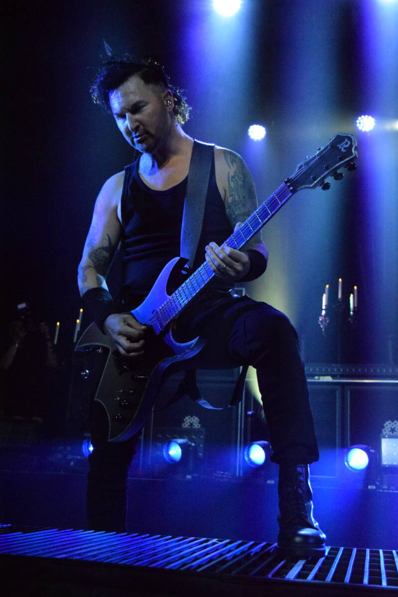blackveilbrides-phx-082726-theshowwithdc-47-standard.jpg