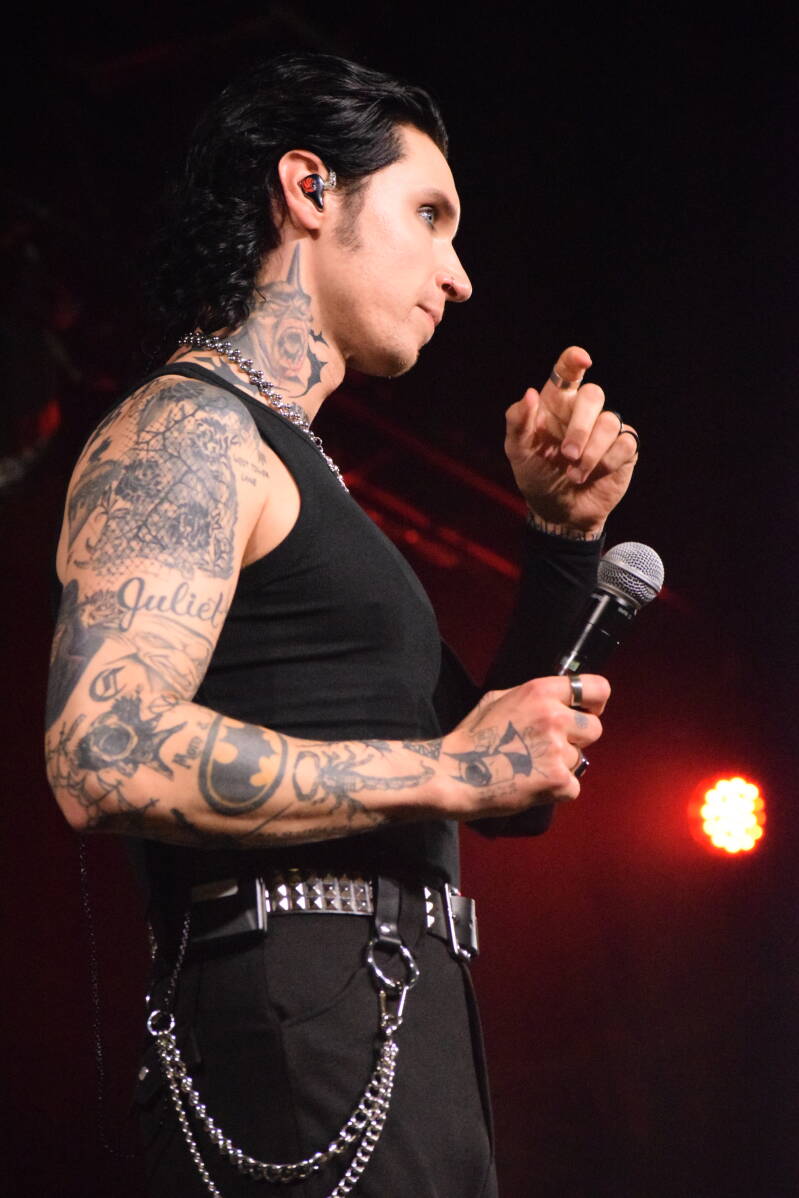 blackveilbrides-phx-082726-theshowwithdc-57-standard.jpg