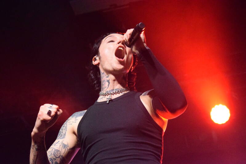 blackveilbrides-phx-082726-theshowwithdc-62-standard.jpg