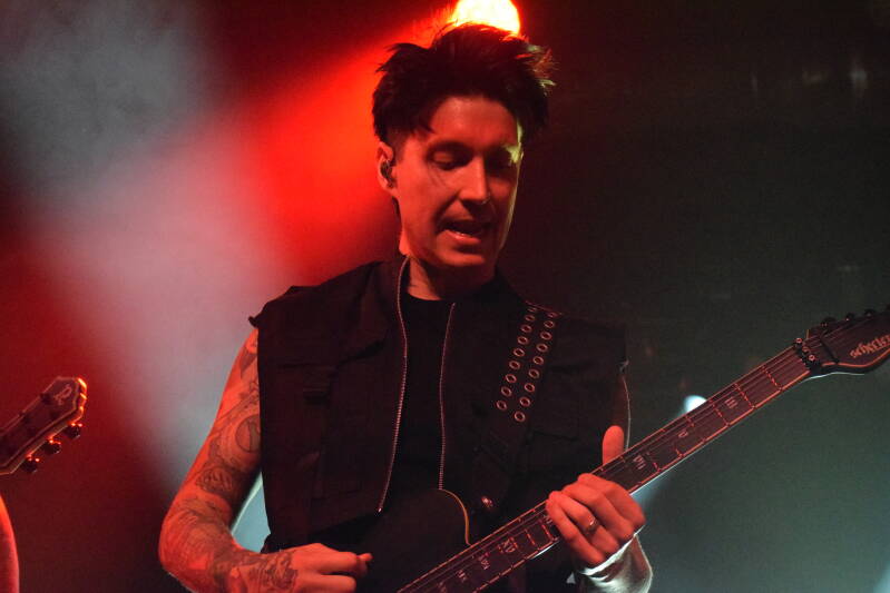 blackveilbrides-phx-082726-theshowwithdc-69-standard.jpg