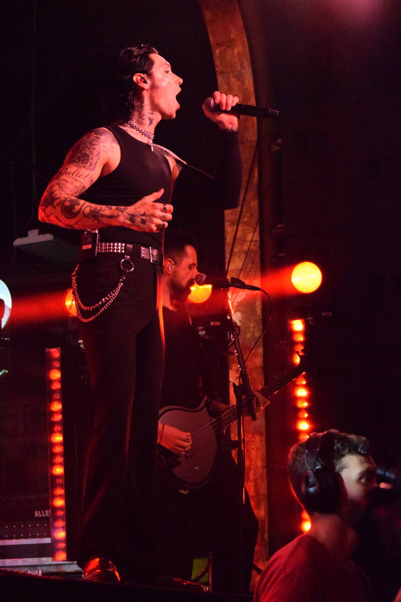 blackveilbrides-phx-082726-theshowwithdc-83-standard.jpg
