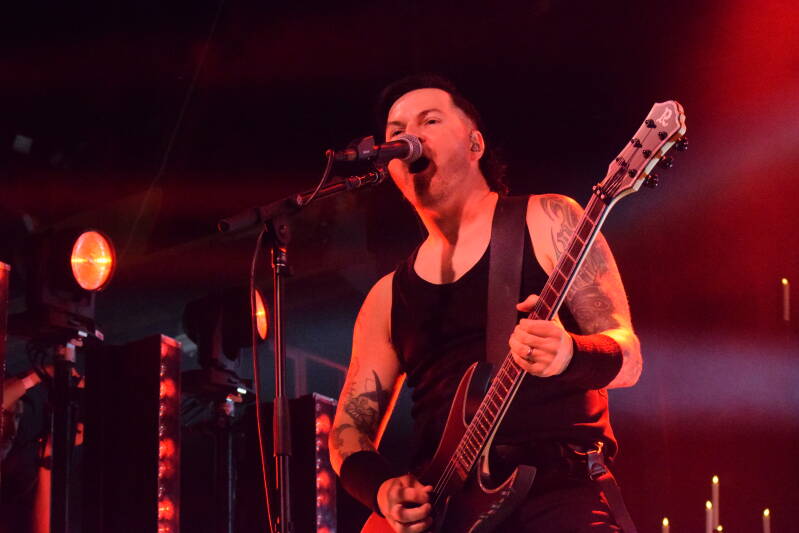 blackveilbrides-phx-082726-theshowwithdc-84-standard.jpg