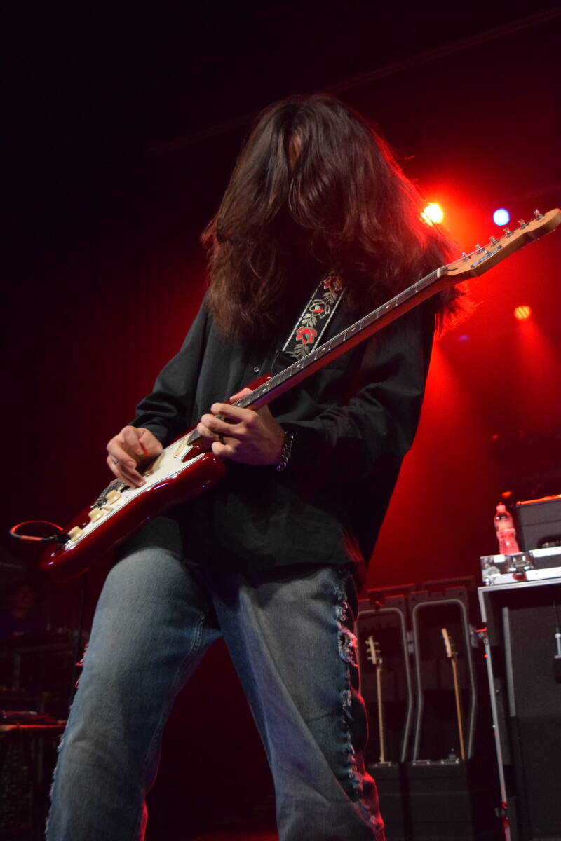 returntodust-theshowwithdc-091626-18-standard.jpg