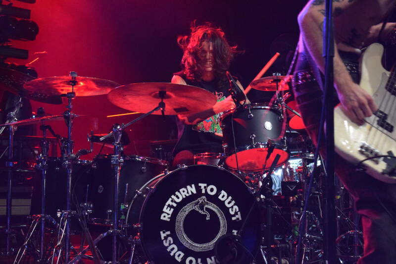 returntodust-theshowwithdc-091626-24-standard.jpg