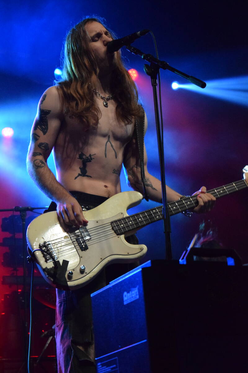 returntodust-theshowwithdc-091626-4-standard.jpg