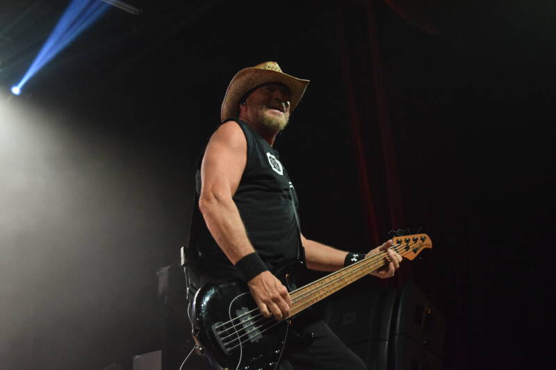 sevendust-theshowwithdc-091626-19-standard.jpg