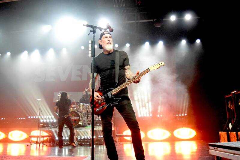 sevendust-theshowwithdc-091626-44-standard.jpg