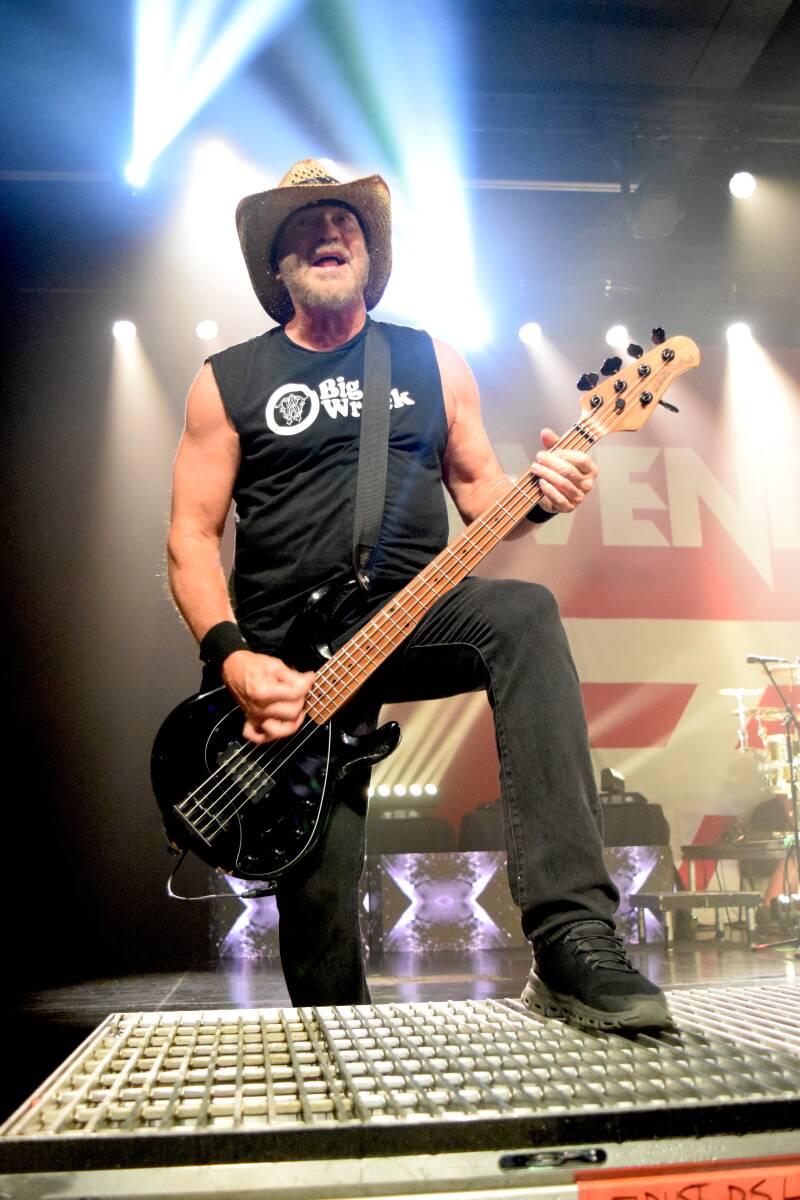 sevendust-theshowwithdc-091626-75-standard.jpg