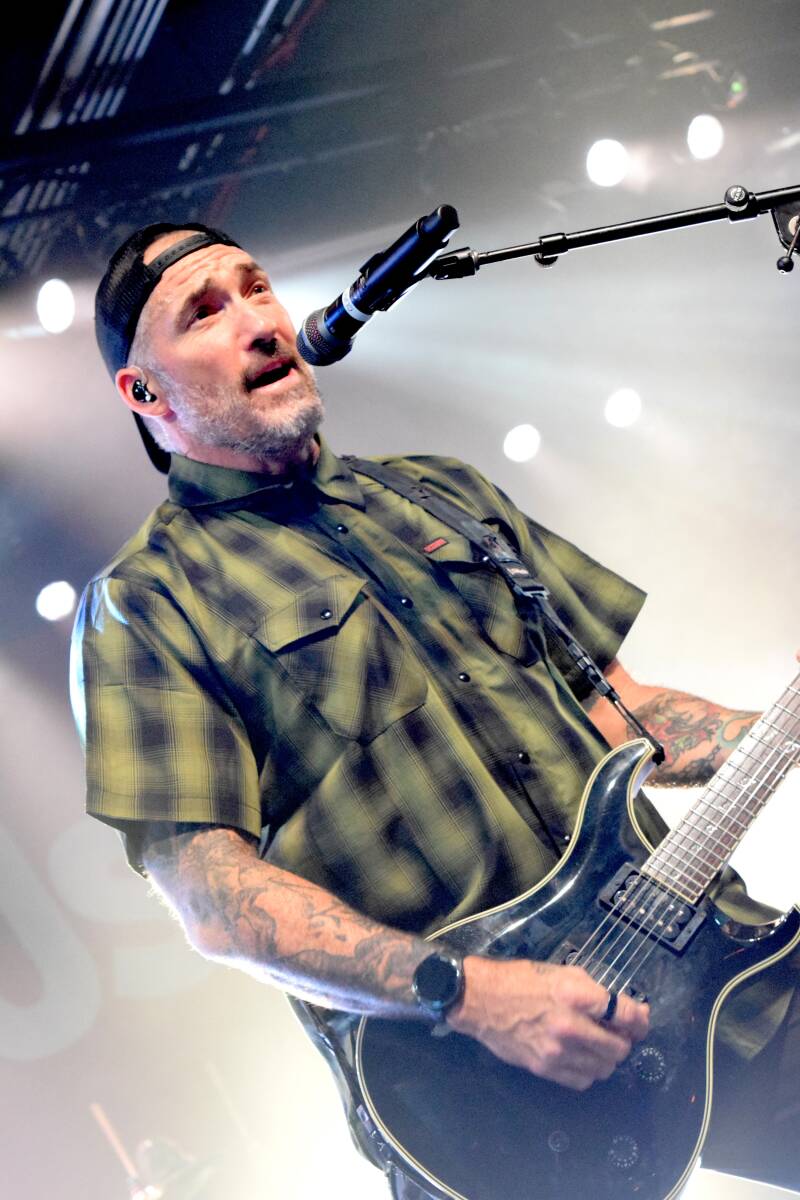 sevendust-theshowwithdc-091626-82-standard.jpg