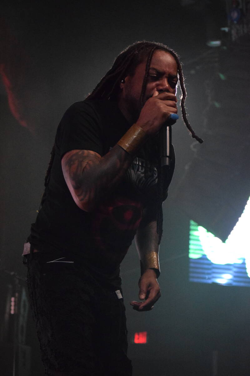 sevendust-theshowwithdc-091626-97-standard.jpg