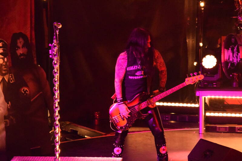 wasp-theshowwithdc-091326-113-standard.jpg
