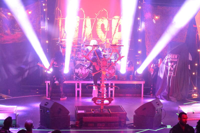wasp-theshowwithdc-091326-172-standard.jpg