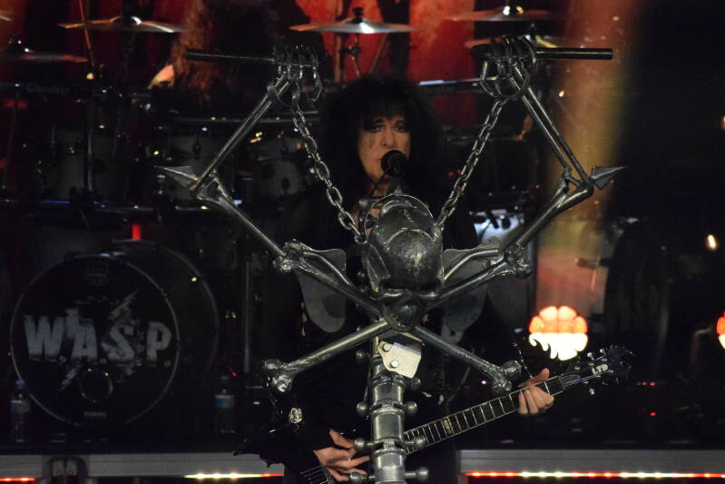 wasp-theshowwithdc-091326-30-standard.jpg