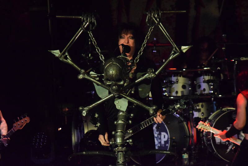 wasp-theshowwithdc-091326-90-standard.jpg