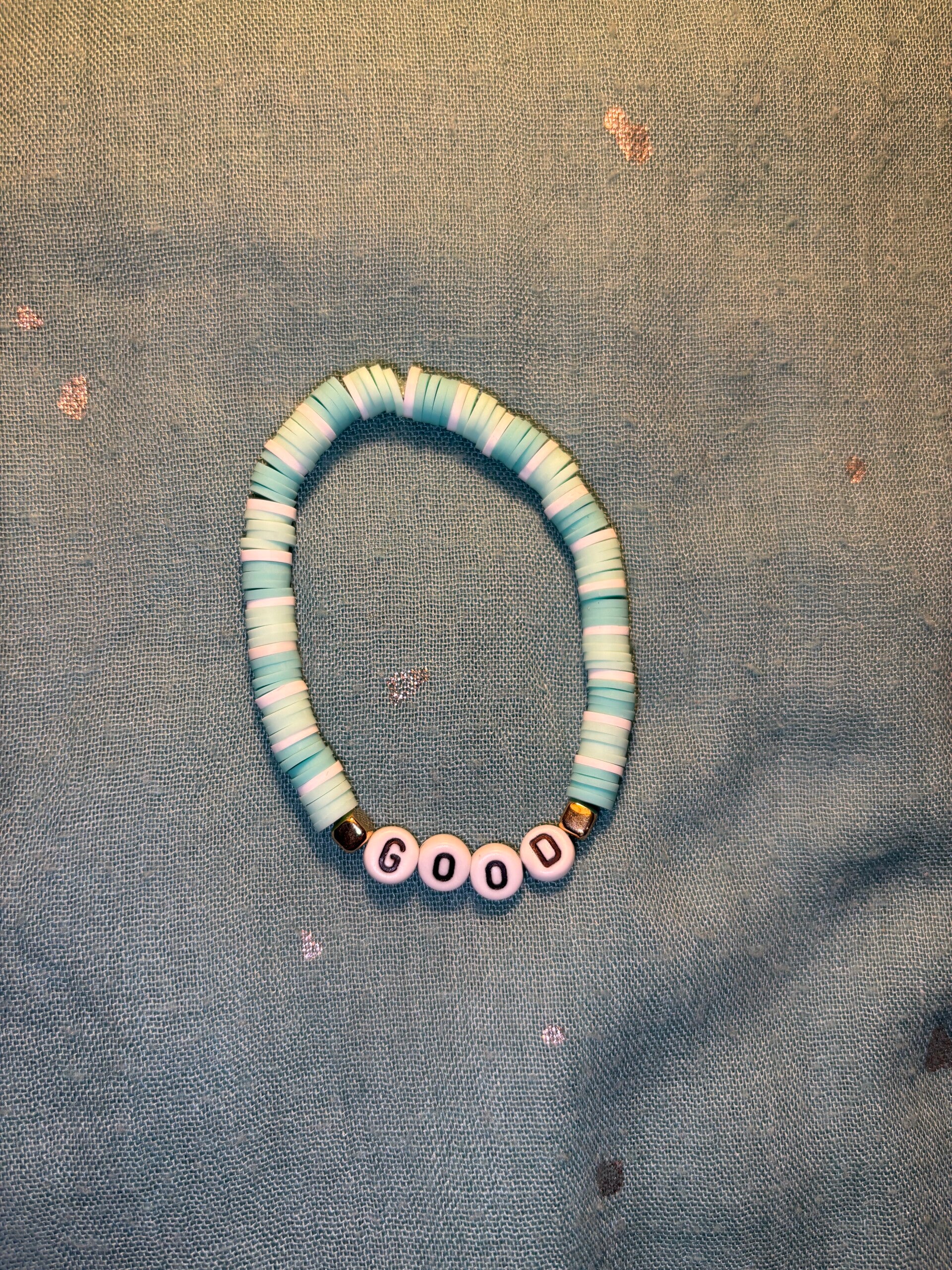 Bracelet perle plate good
