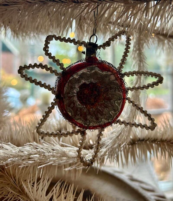 Antieke kerstbal met tinsel Nr. 2