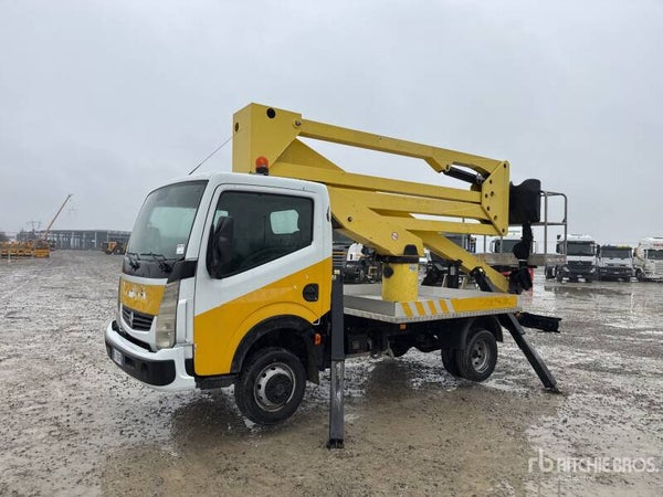 2011 Socage DA320 20 m on 2011 Renault Piattaforma autocarrata