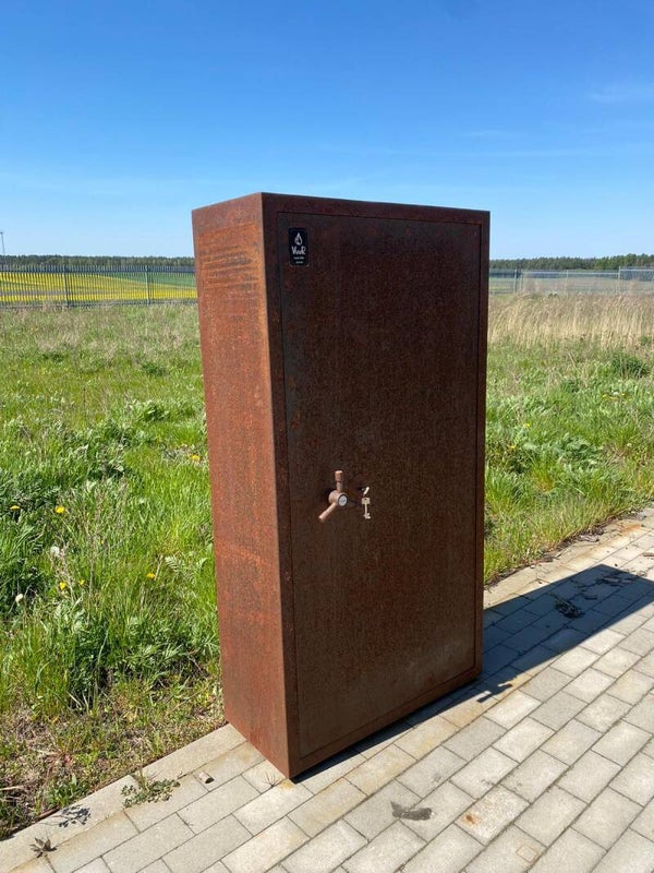 OUTLET: buitenkluis/tuinkast in cortenstaal