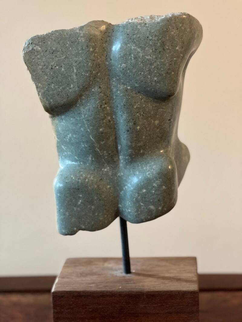 torso man, groene serpentijn, steen, beeld