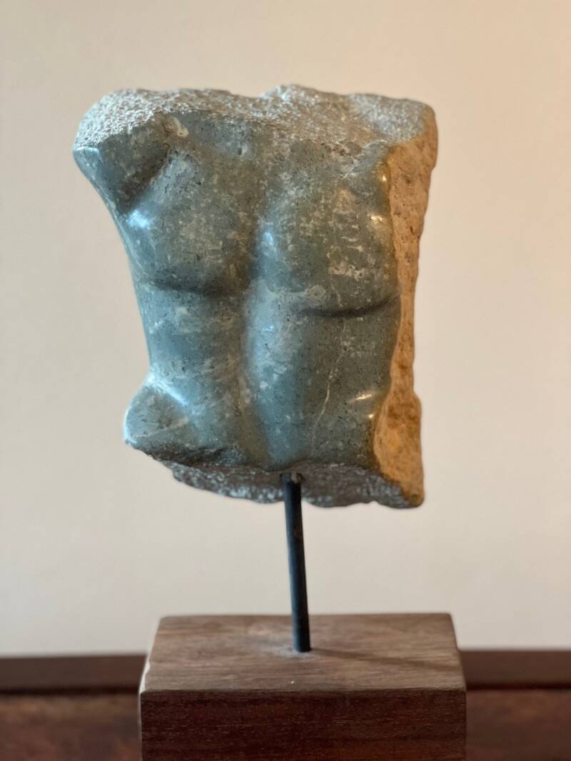 torso man, groene serpentijn, steen, beeld