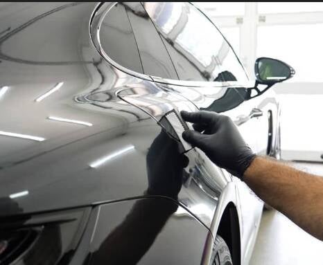 Applying Ceramic to Porsche - Paint protection hero image 