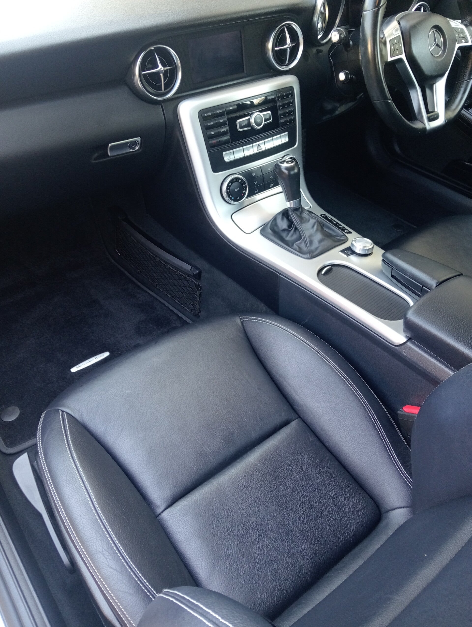 Luxurious protected seats 