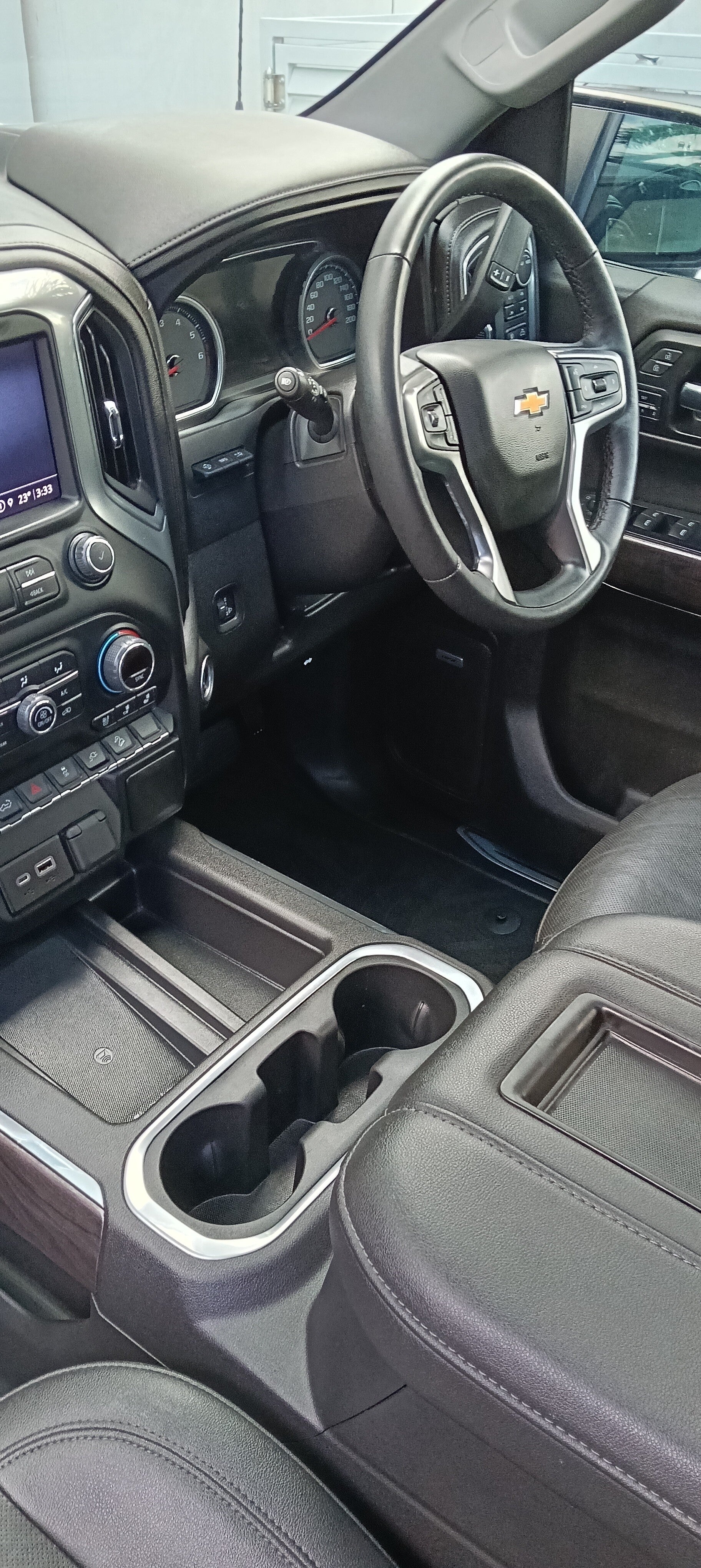 Chevrolet Silverado Interior 