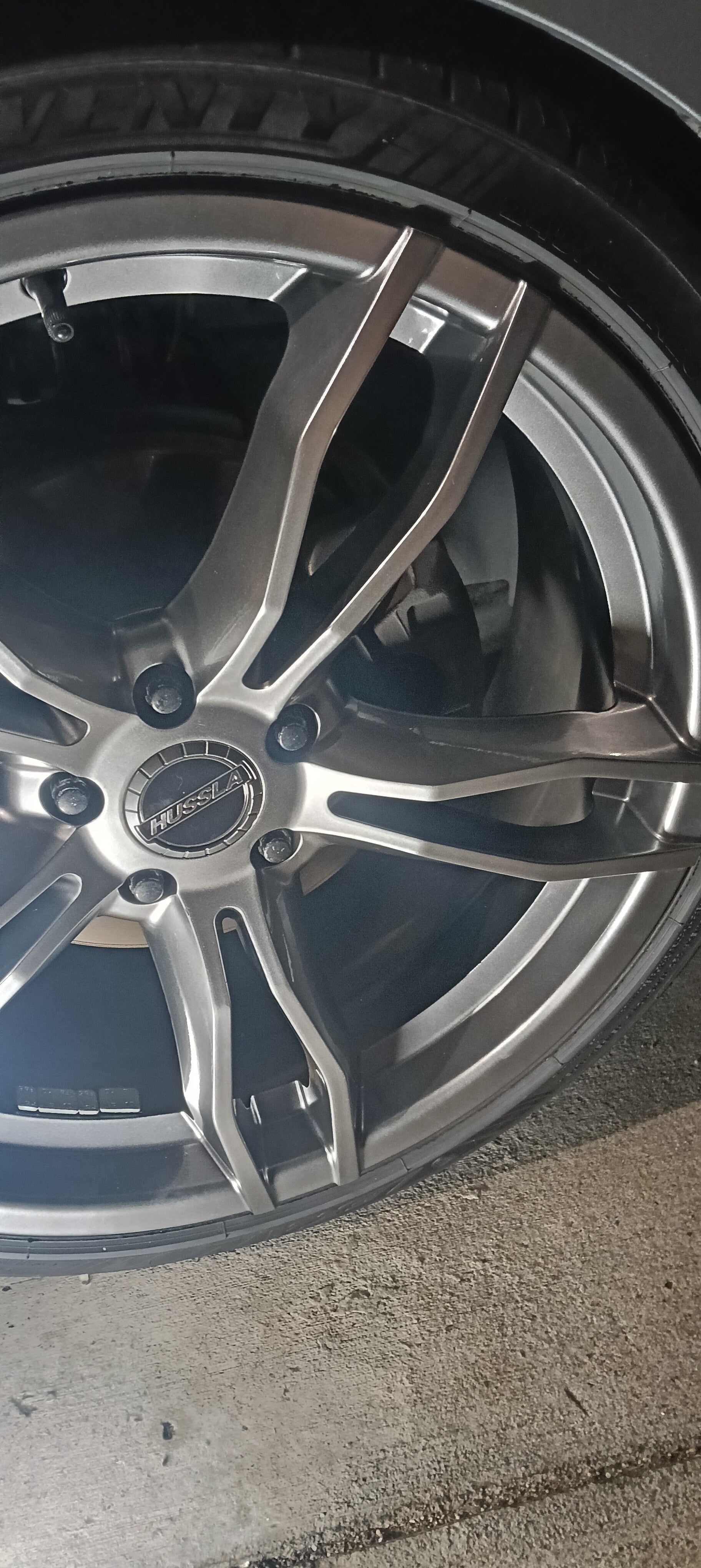 Hussler 20 inch mags polished to perfection 
