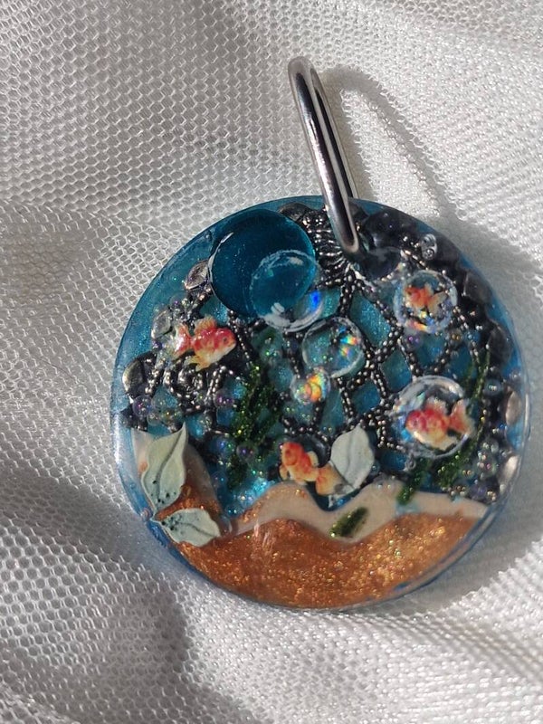 Collier collection poisson