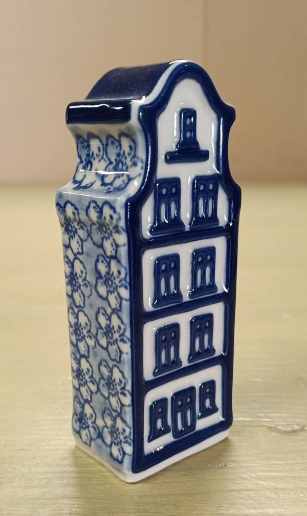 Canal house Buttercup