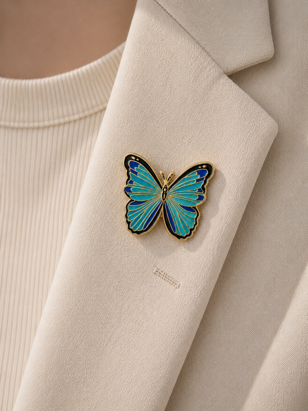 Pins papillon Bleu