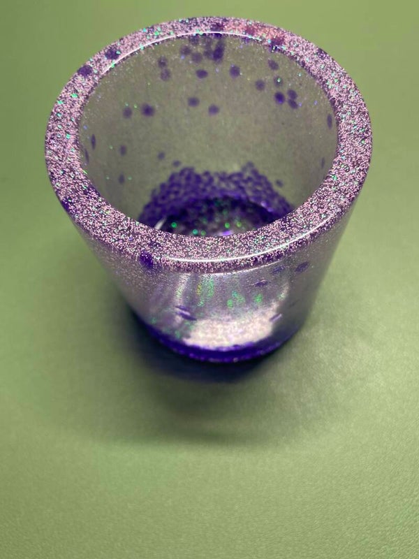 Pen/pencil holder