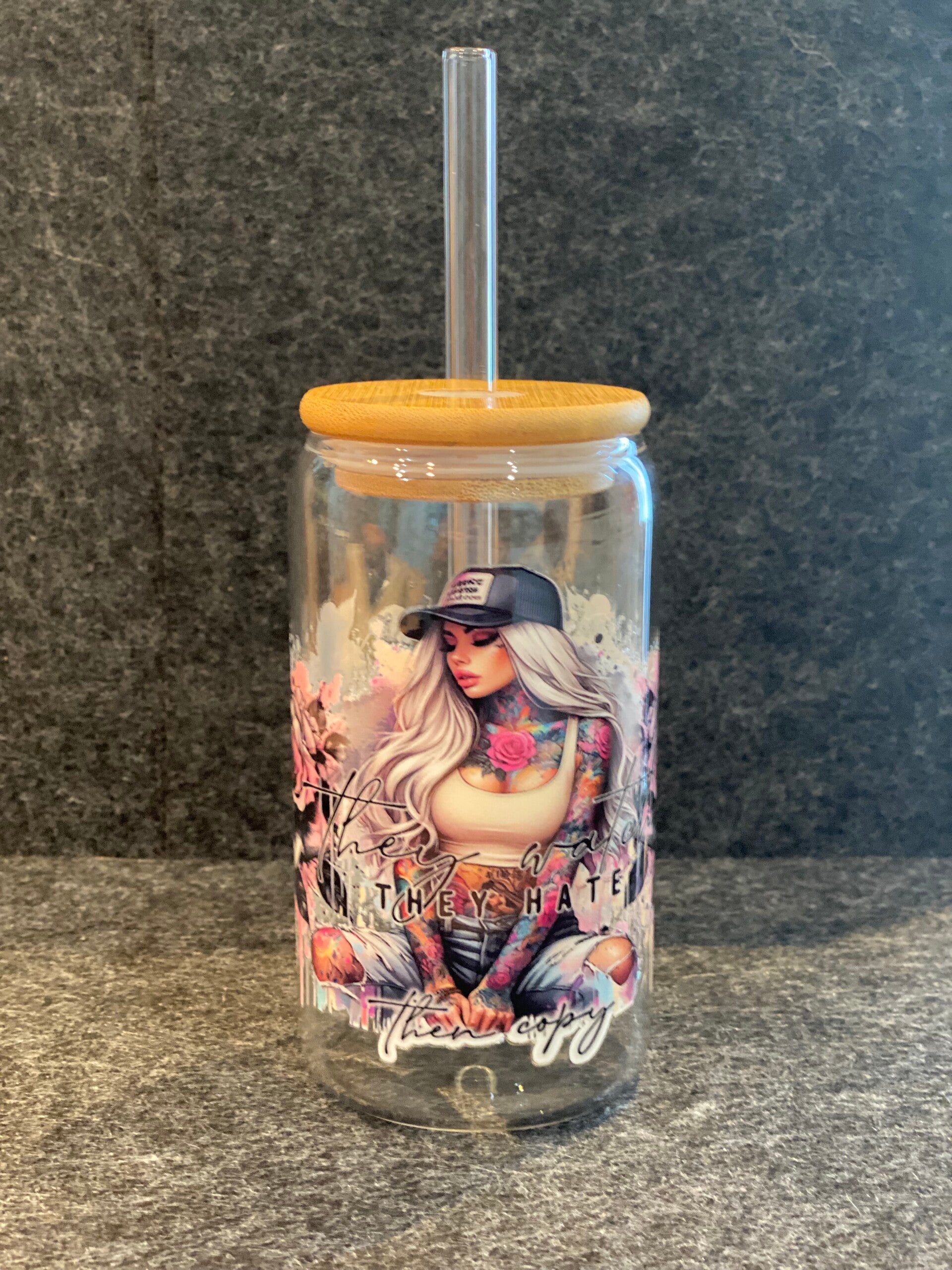 Glas Frau rose