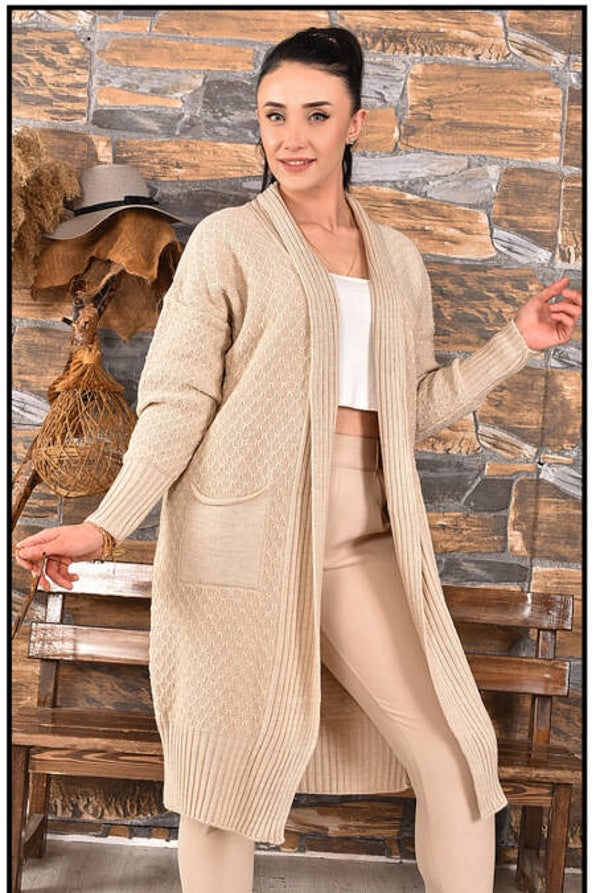 Vest 9 - Gaatjes/motief