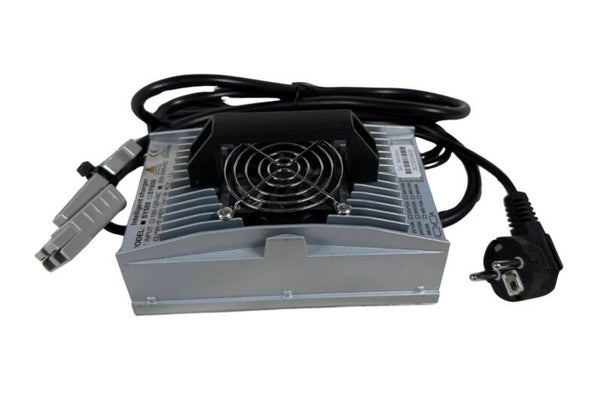 Oplader 24V/15A – voor schrobzuigmachines van Daewoo, Kremer en Graefer-PRO