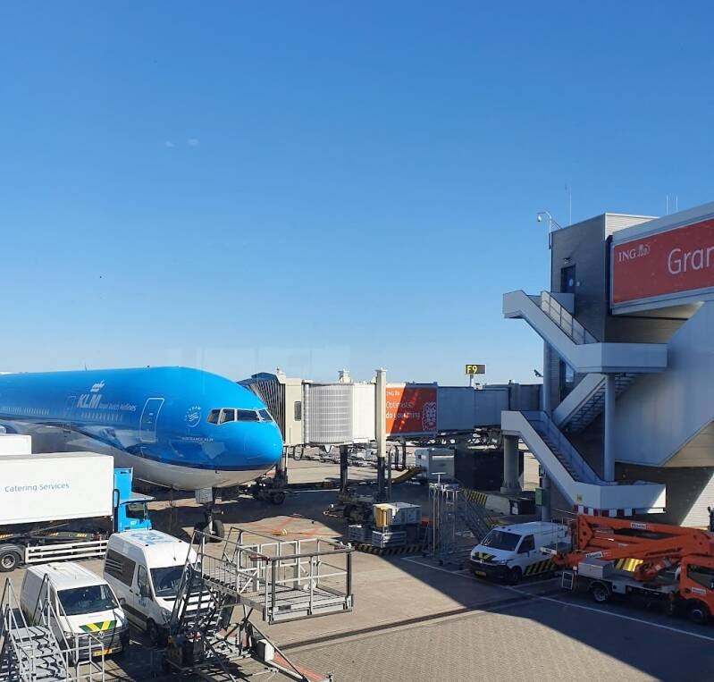Vliegveld Schiphol naar Lima