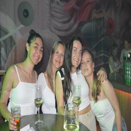 white-party-8-standard.jpg