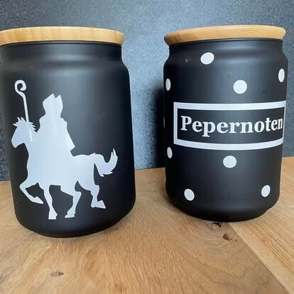 Pepernoten pot