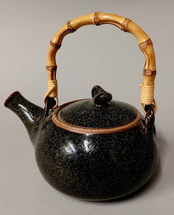 theepot 8 teadust anagama