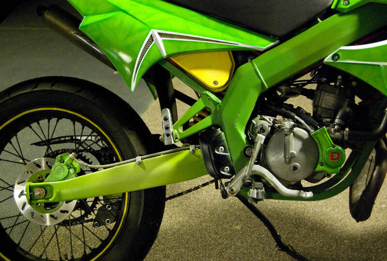 airbrush airbrushing art airbrush art derbi senda custom bike motorcycle