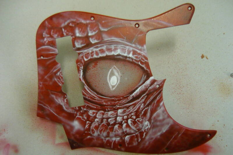 airbrush dragon eye airbrushing art airbrush art den haag gitaar guitar airbrushing
