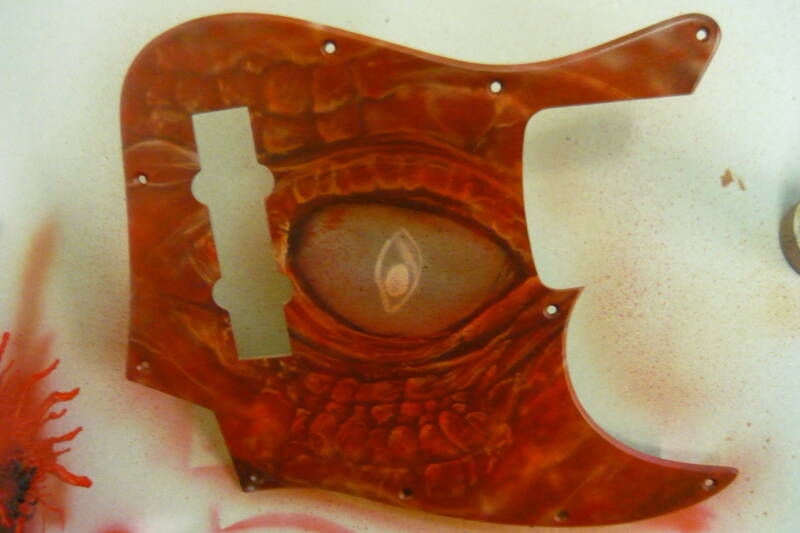 airbrush dragon eye airbrushing art airbrush art den haag gitaar guitar airbrushing