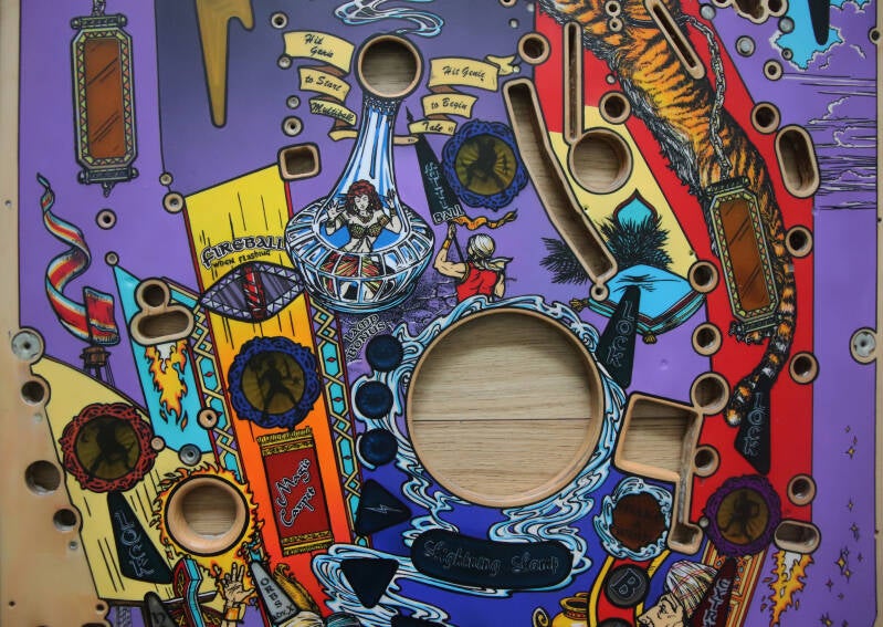 Williams Tales of the Arabian Nights playfield speelveld schade herstel restoration flipperspeelveld restauratie art airbrush airbrushing flipperkast reparatie