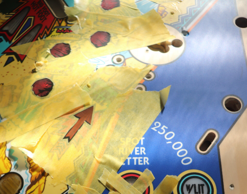Williams White Water playfield restoration flipperspeelveld restauratie art airbrush airbrushing