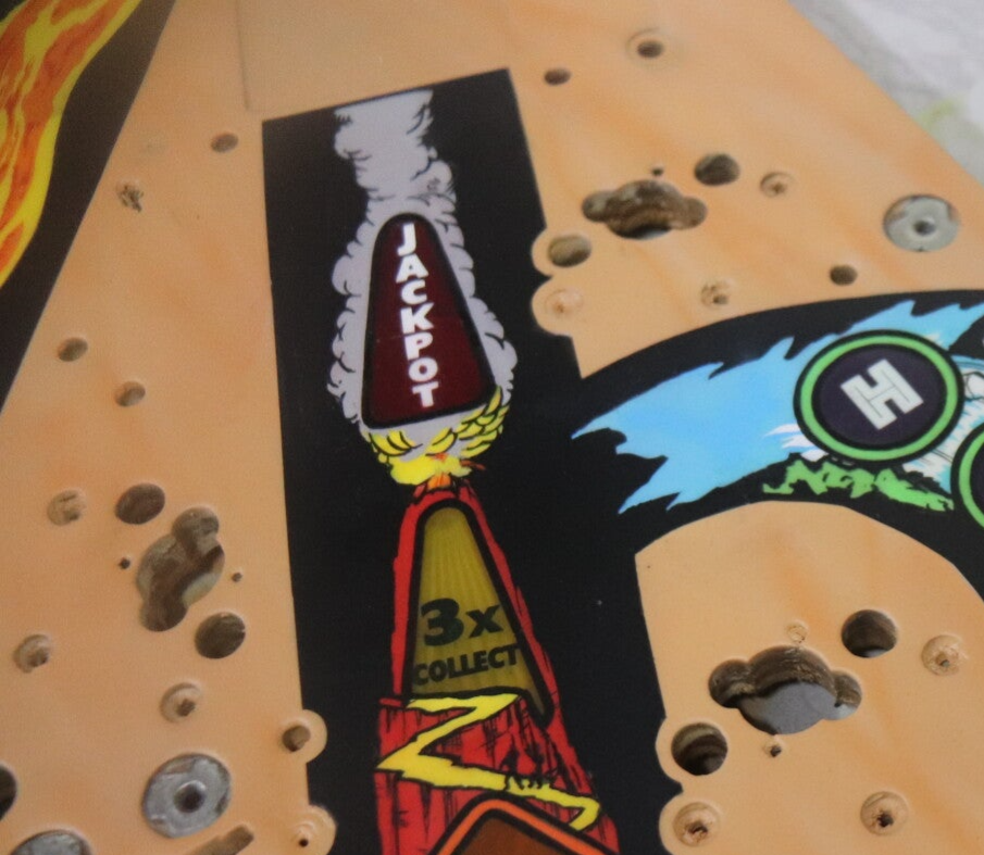 Williams Congo playfield speelveld schade herstel restoration flipperspeelveld restauratie art airbrush airbrushing flipperkast reparatie