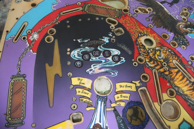 Williams Tales of the Arabian Nights playfield speelveld schade herstel restoration flipperspeelveld restauratie art airbrush airbrushing flipperkast reparatie