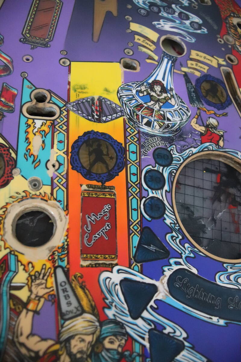 Williams Tales of the Arabian Nights playfield speelveld schade herstel restoration flipperspeelveld restauratie art airbrush airbrushing flipperkast reparatie